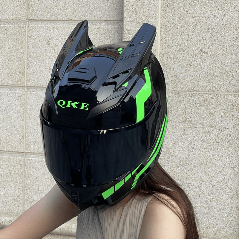 Motorcycle helmet for lady cat ears shape available in all seasonsJSLMotors